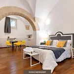 Yellow Loft - Selection ليتشي